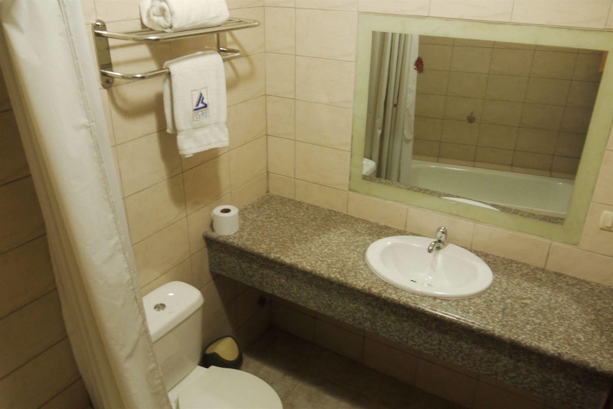 Atlantic Suites Hotel Guayaquil Exterior foto